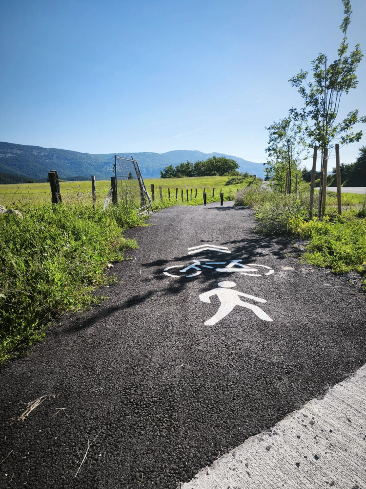 Via Ciclable de Sakana